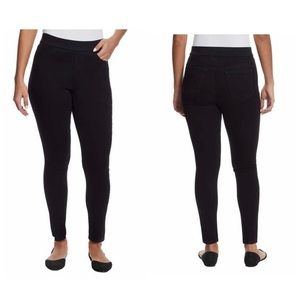 Like New Gloria Vanderbilt Pull On Tummy control Skinny Black dressy Slack